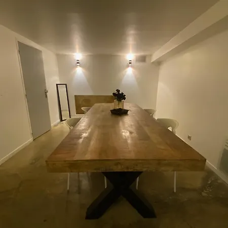 Atypique Cosy Et Hyper Centre 10eme Pres Du Canal Saint-martin Апартаменты